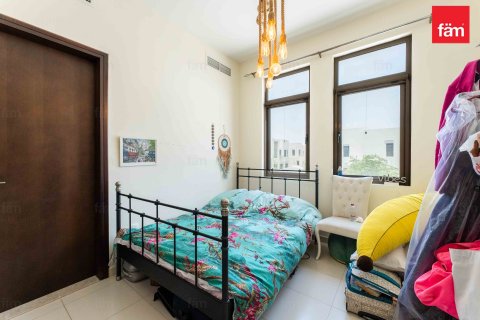 Adosado en Reem, Dubai, 3 dormitorios, 271.8 m², № 18713 - foto 17