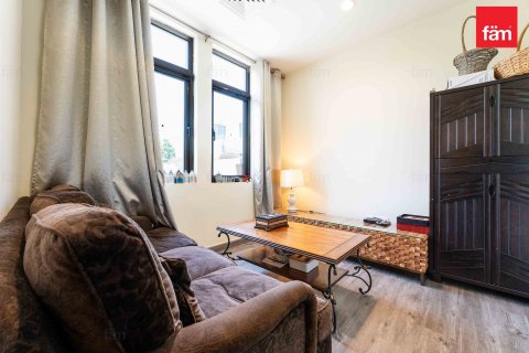 Adosado en Reem, Dubai, 3 dormitorios, 271.8 m², № 18713 - foto 13