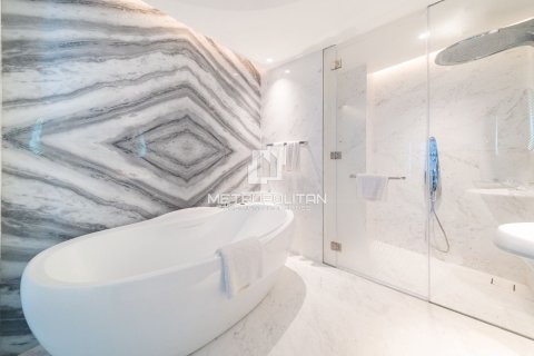 Apartment in Business Bay, Dubai 1 bedroom, 109 sq.m. № 73988 - photo 10