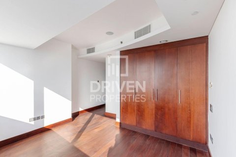 Apartment in World Trade Centre Residence, World Trade Center, Dubai 2 bedrooms, 116.04 sq.m. № 129642 - photo 11