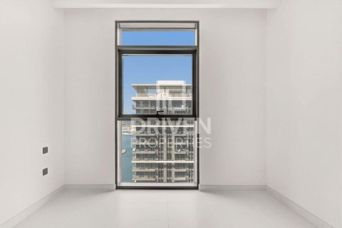 Apartamento en EMAAR Beachfront, Dubai Harbour, Dubai, 1 dormitorio, 68.66 m², № 129644 - foto 13