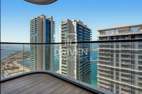 Apartamento en EMAAR Beachfront, Dubai Harbour, Dubai, 1 dormitorio, 68.66 m², № 129644 - foto 7