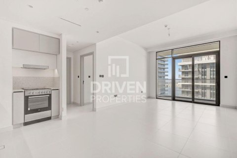 Apartamento en EMAAR Beachfront, Dubai Harbour, Dubai, 1 dormitorio, 68.66 m², № 129644 - foto 2