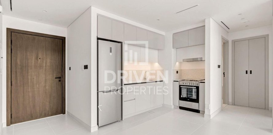 Apartamento en EMAAR Beachfront, Dubai Harbour, Dubai, 1 dormitorio, 68.66 m², № 129644