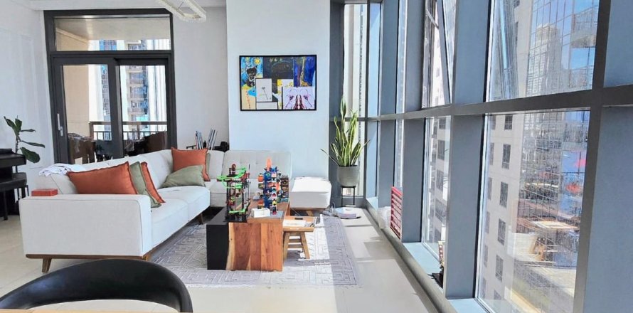 Appartement à Dubai, 2 chambres, 136.3 m², № 99991