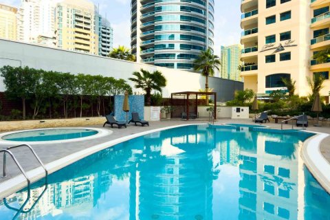 Снять в аренду квартиру в Дубай Марине, Дубай: 2 спальни, 108.5м², № 100011 - фото 11