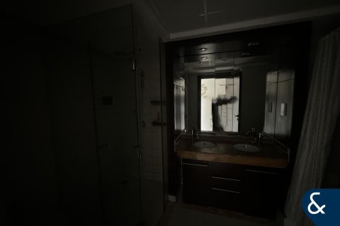 Appartement à BURJ VIEWS à Downtown Dubai (Downtown Burj Dubai), Dubai, 2 chambres, 121 m², № 79283 - photo 14