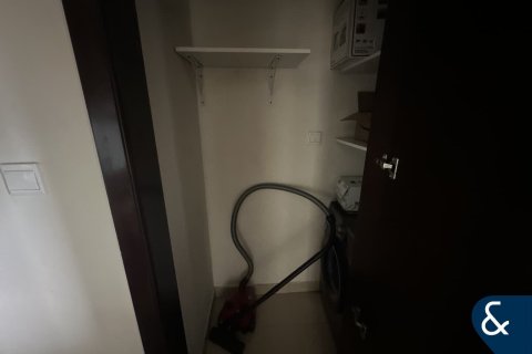 Appartement à BURJ VIEWS à Downtown Dubai (Downtown Burj Dubai), Dubai, 2 chambres, 121 m², № 79283 - photo 6