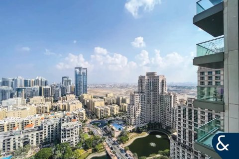 Apartment in The Views, Dubai 2 bedrooms, 128 sq.m. № 79282 - photo 14