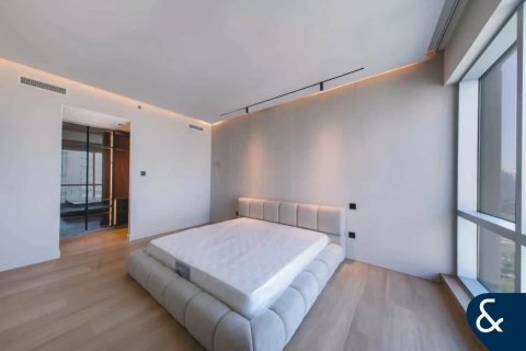 Apartment in The Views, Dubai 2 bedrooms, 128 sq.m. № 79282 - photo 6