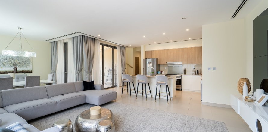 Вилла в Дубай Хилс Эстейт, Дубай, 4 спальни, 325.2м², № 7748