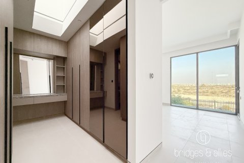 Villa à Dubai, 4 chambres, 405 m², № 20946 - photo 11