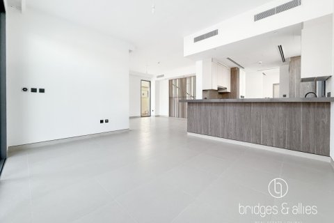 Villa à Dubai, 4 chambres, 405 m², № 20946 - photo 2