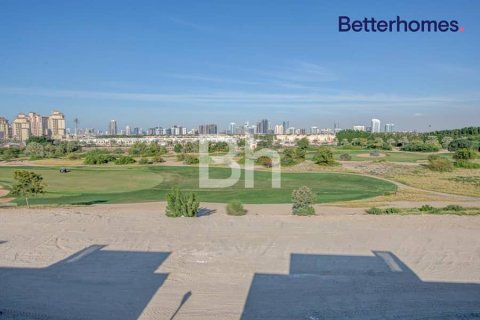 Villa en Jumeirah Golf Estates, Dubai, 4 dormitorios, 263 m², № 21940 - foto 15