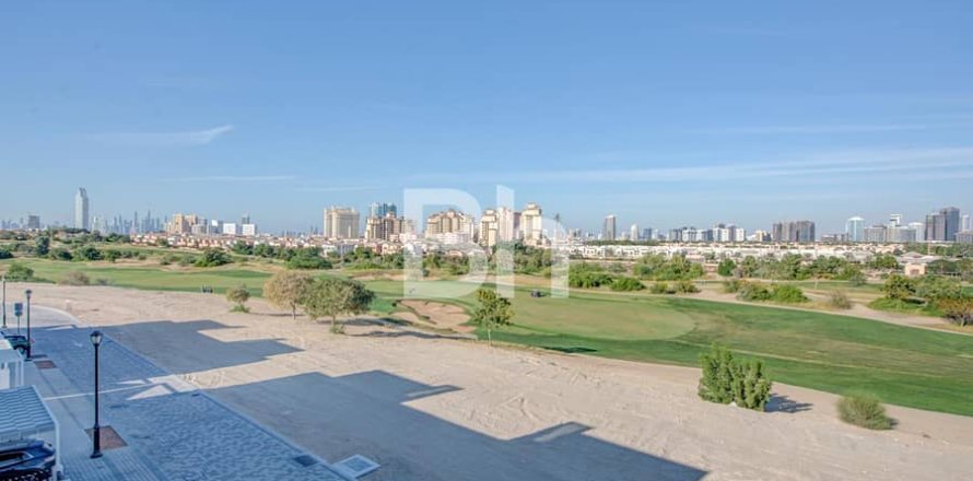 Villa en Jumeirah Golf Estates, Dubai, 4 dormitorios, 263 m², № 21940