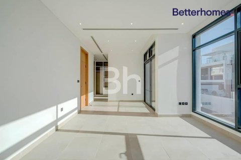Villa en Jumeirah Golf Estates, Dubai, 4 dormitorios, 263 m², № 21940 - foto 7