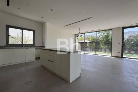 Villa à Dubai Hills Estate, Dubai, 4 chambres, 325 m², № 21941 - photo 5