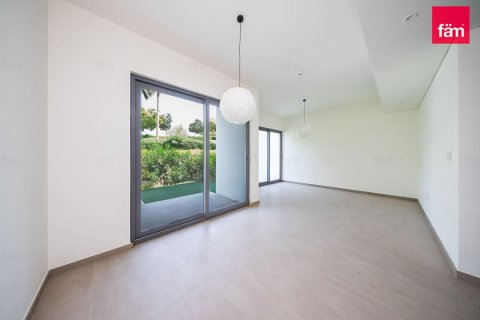 Таунхаус в Tilal Al Ghaf, Дубай, 3 спальни, 141.1м², № 135230