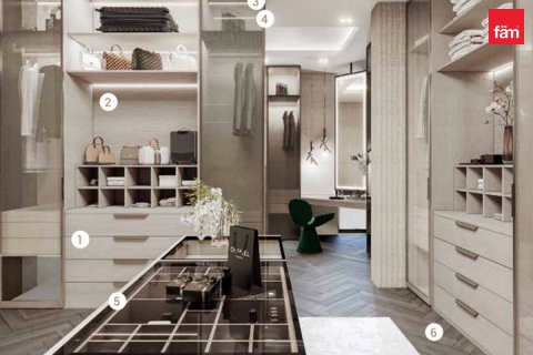 Villa in Dubai 6 bedrooms, 700 sq.m. № 135182 - photo 8