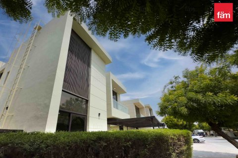 Villa in Dubai 5 bedrooms, 479.9 sq.m. № 52396 - photo 29