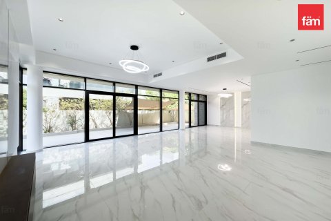 Villa in Dubai 5 bedrooms, 479.9 sq.m. № 52396 - photo 9