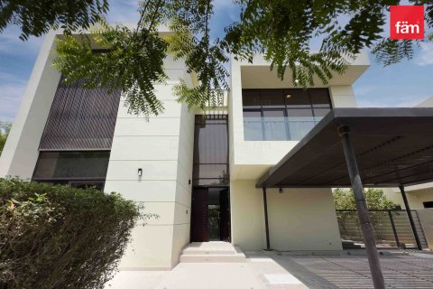 Villa in Dubai 5 bedrooms, 479.9 sq.m. № 52396 - photo 1