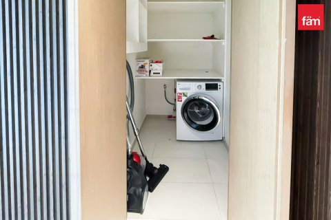 Apartment in Downtown Dubai (Downtown Burj Dubai), Dubai 2 bedrooms, 154.9 sq.m. № 52406 - photo 14