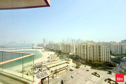 Apartment in Palm Jumeirah, Dubai 2 bedrooms, 159 sq.m. № 52393 - photo 2