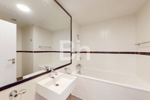 Apartment in Dubai Marina, Dubai 3 bedrooms, 148 sq.m. № 56959 - photo 11