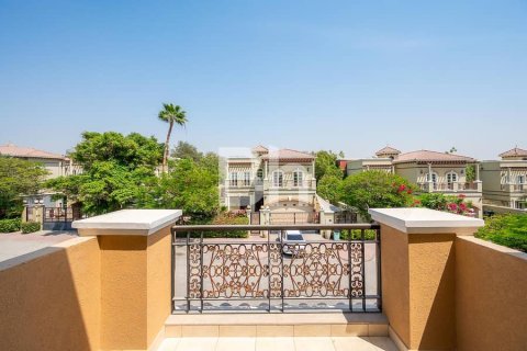 تاون هاوس في Dubai Sports City, دبي 3 غرف نوم, 242 م² رقم 24823 - صورة 9