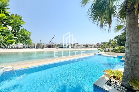 Вилла в Garden Homes, Пальма Джумейра, Дубай, 5 спален, 632м², № 134951