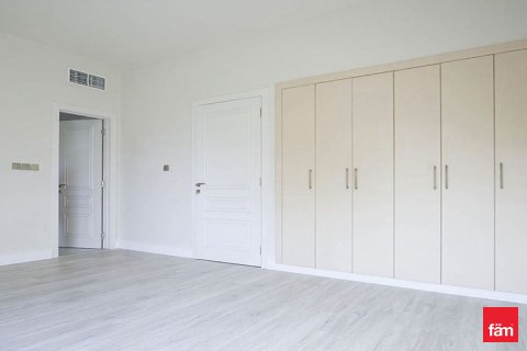 Villa en Dubai, 3 dormitorios, 488.2 m², № 50758 - foto 6