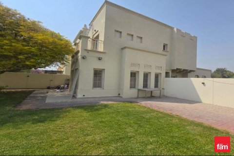 Villa en Dubai, 3 dormitorios, 488.2 m², № 50758 - foto 21