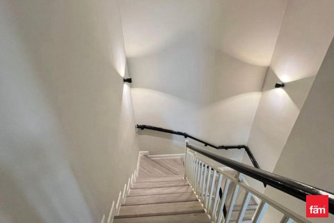 Villa en Dubai, 3 dormitorios, 488.2 m², № 50758 - foto 11