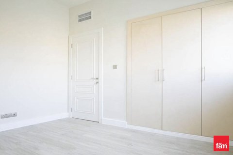 Villa en Dubai, 3 dormitorios, 488.2 m², № 50758 - foto 5