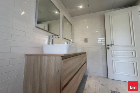 Villa en Dubai, 3 dormitorios, 488.2 m², № 50758 - foto 15