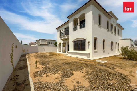 Villa in Dubai 6 bedrooms, 632.3 sq.m. № 50751 - photo 1