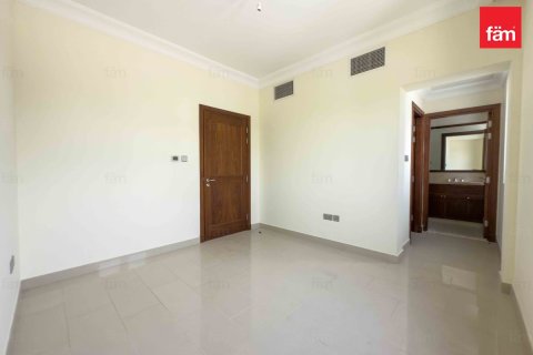 Villa in Dubai 6 bedrooms, 632.3 sq.m. № 50751 - photo 12