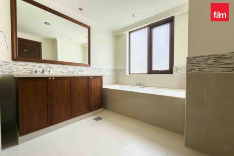 Villa in Dubai 6 bedrooms, 632.3 sq.m. № 50751 - photo 26