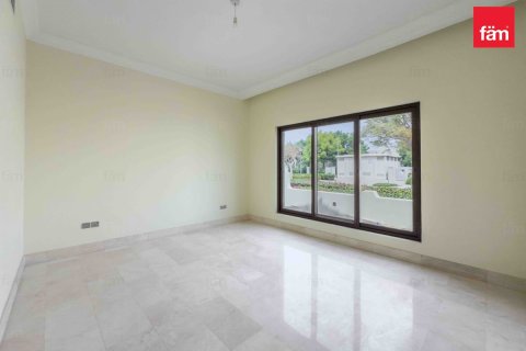 Villa in Dubai 6 bedrooms, 632.3 sq.m. № 50751 - photo 7