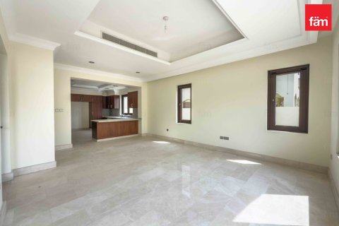 Villa in Dubai 6 bedrooms, 632.3 sq.m. № 50751 - photo 6