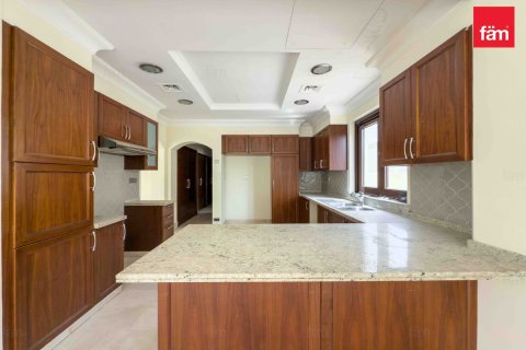 Villa in Dubai 6 bedrooms, 632.3 sq.m. № 50751 - photo 20