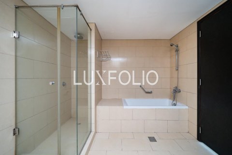 Apartamento en Jumeirah Lake Towers, Dubai, 1 dormitorio, 115 m², № 46356 - foto 14