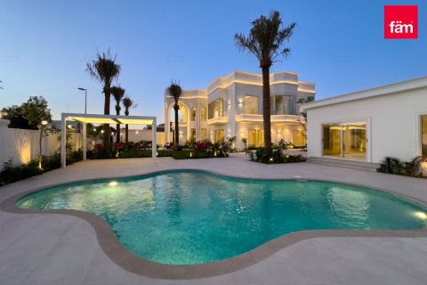 Villa in Al Wasl, Dubai 7 bedrooms, 1393.5 sq.m. № 10043 - photo 28