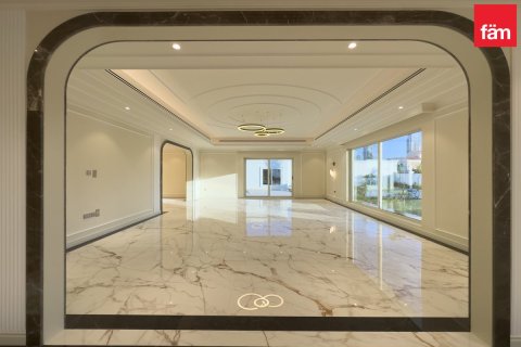 Villa in Al Wasl, Dubai 7 bedrooms, 1393.5 sq.m. № 10043 - photo 5