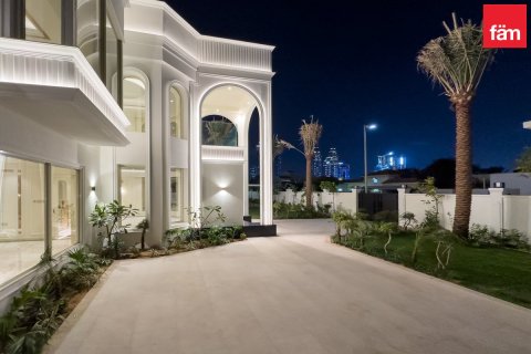 Villa in Al Wasl, Dubai 7 bedrooms, 1393.5 sq.m. № 10043 - photo 25