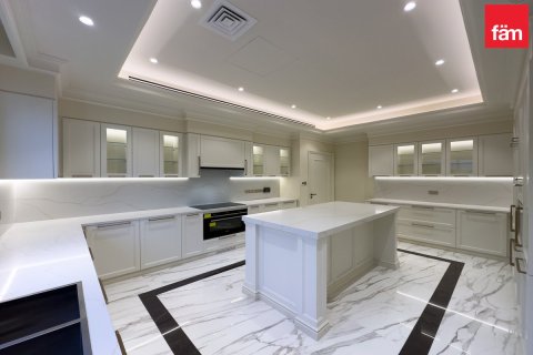 Villa in Al Wasl, Dubai 7 bedrooms, 1393.5 sq.m. № 10043 - photo 9