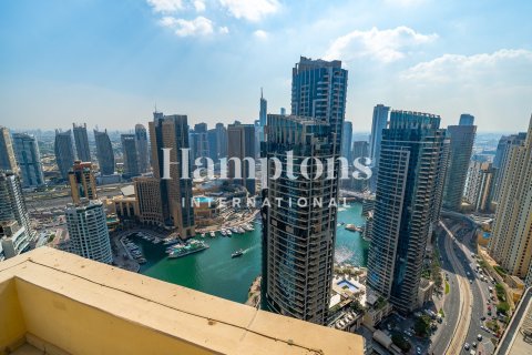 Duplex in Jumeirah Beach Residence, Dubai 5 bedrooms, 585.91971137 sq.m. № 72111 - photo 10