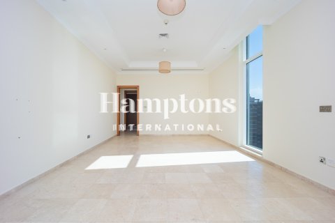 Apartment in Jumeirah Lake Towers, Dubai 5 bedrooms, 514.68262000 sq.m. № 72108 - photo 1
