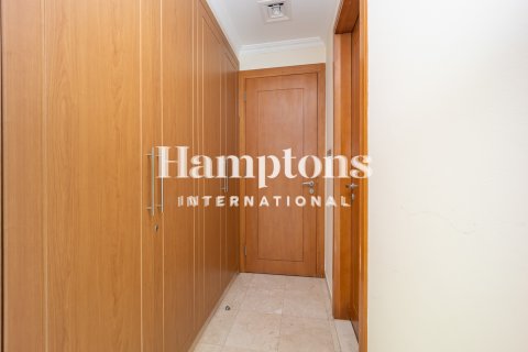 Apartment in Jumeirah Lake Towers, Dubai 5 bedrooms, 514.68262000 sq.m. № 72108 - photo 14